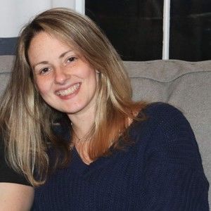 Meet your Posher, Alexandra